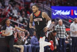 火箭记者喊话奇才球迷:惠特摩尔比你们三少不差 放弃2次轮签不亏