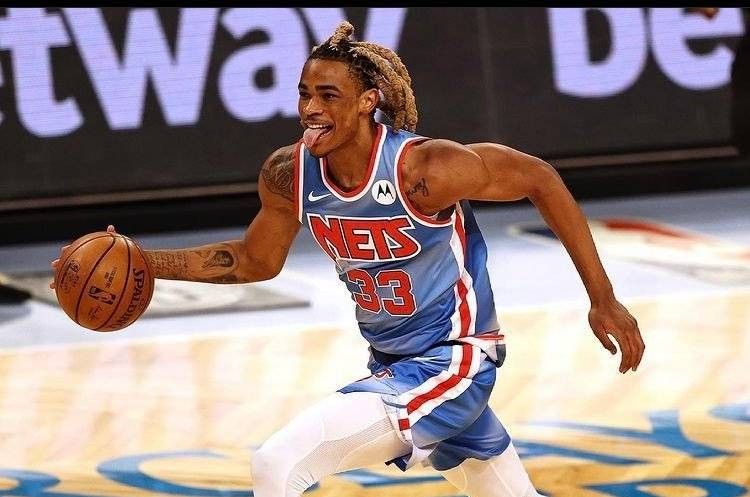 乐鱼体育app-湖记：尽管传闻湖人有意克拉克斯顿，但目前尚未出现实质性讨论