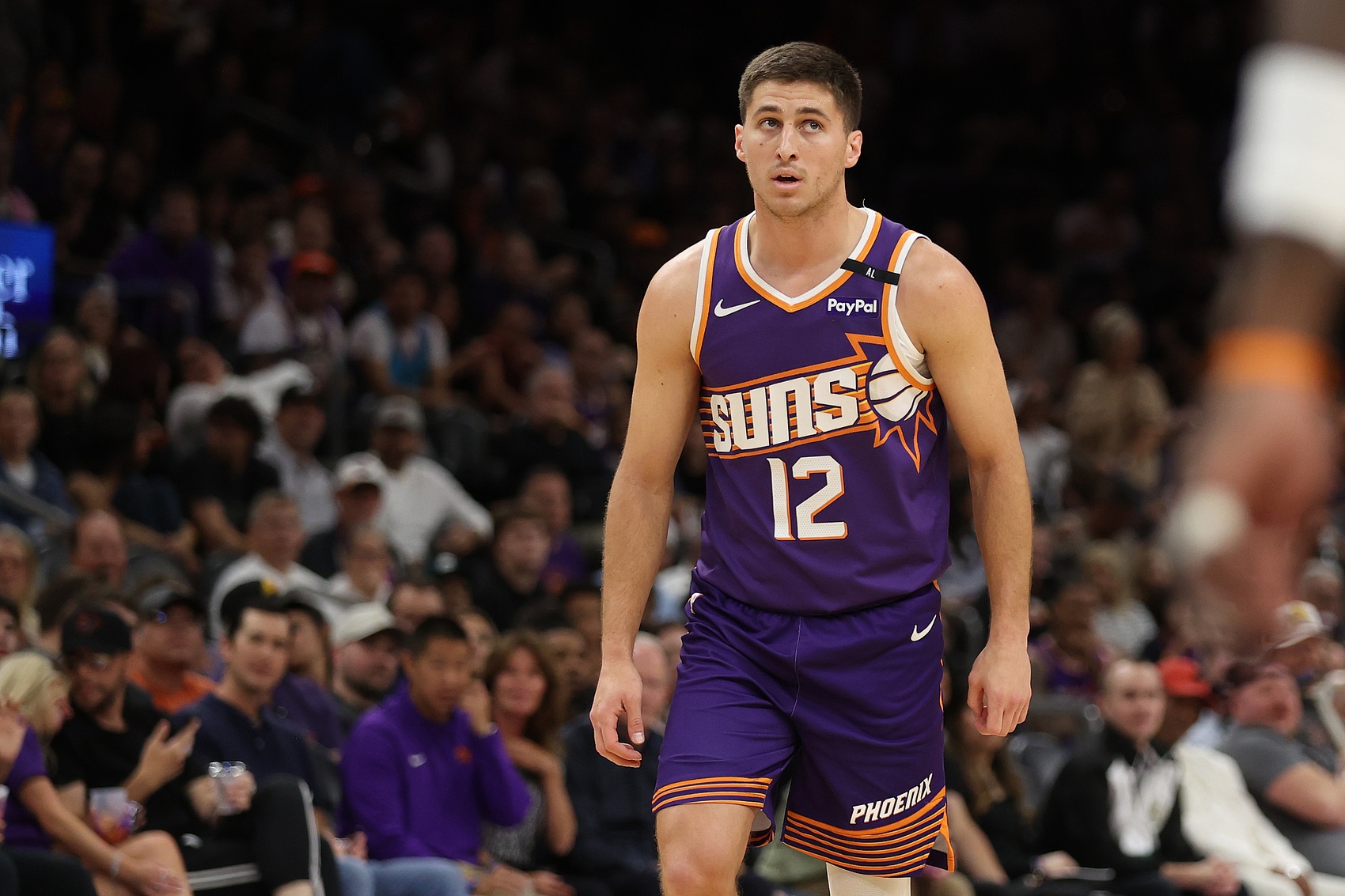 乐鱼体育app-吉莱斯皮完成续约，期待以优异表现回报球队信任