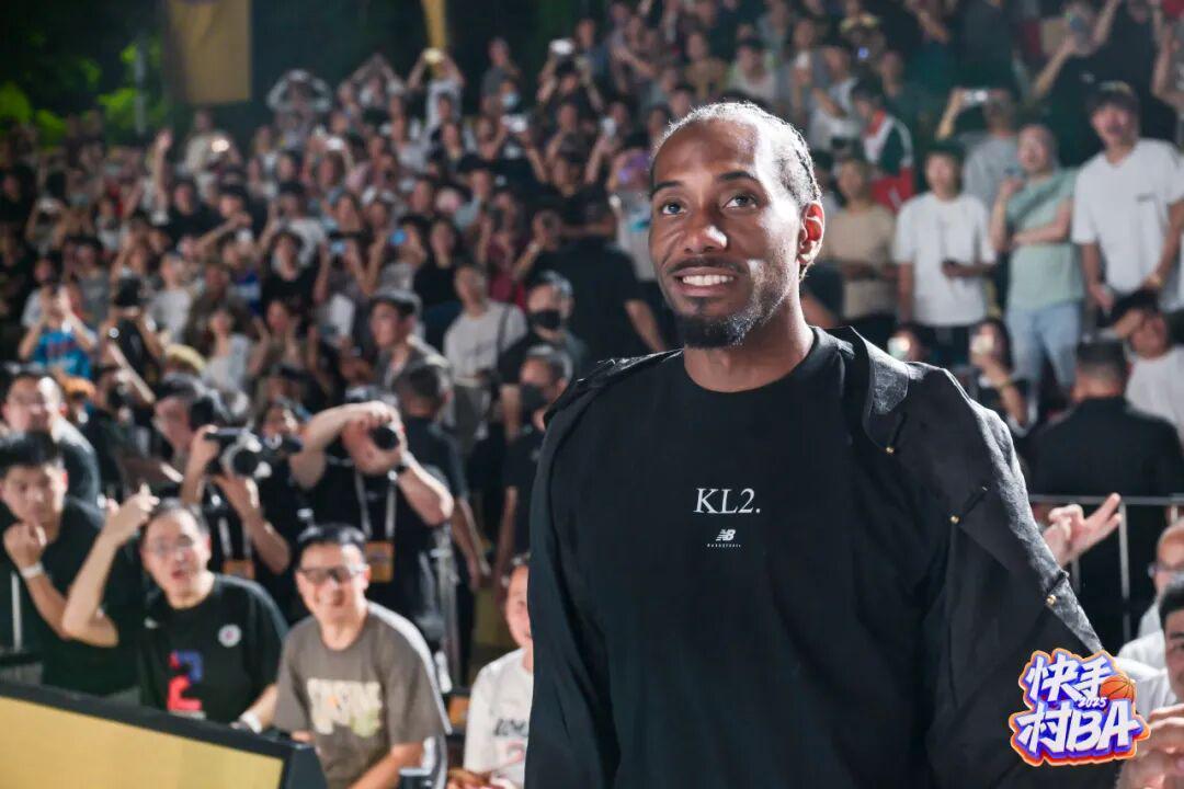 乐鱼体育-NBA球星下乡学咏春，村BA还有多少「花活」？