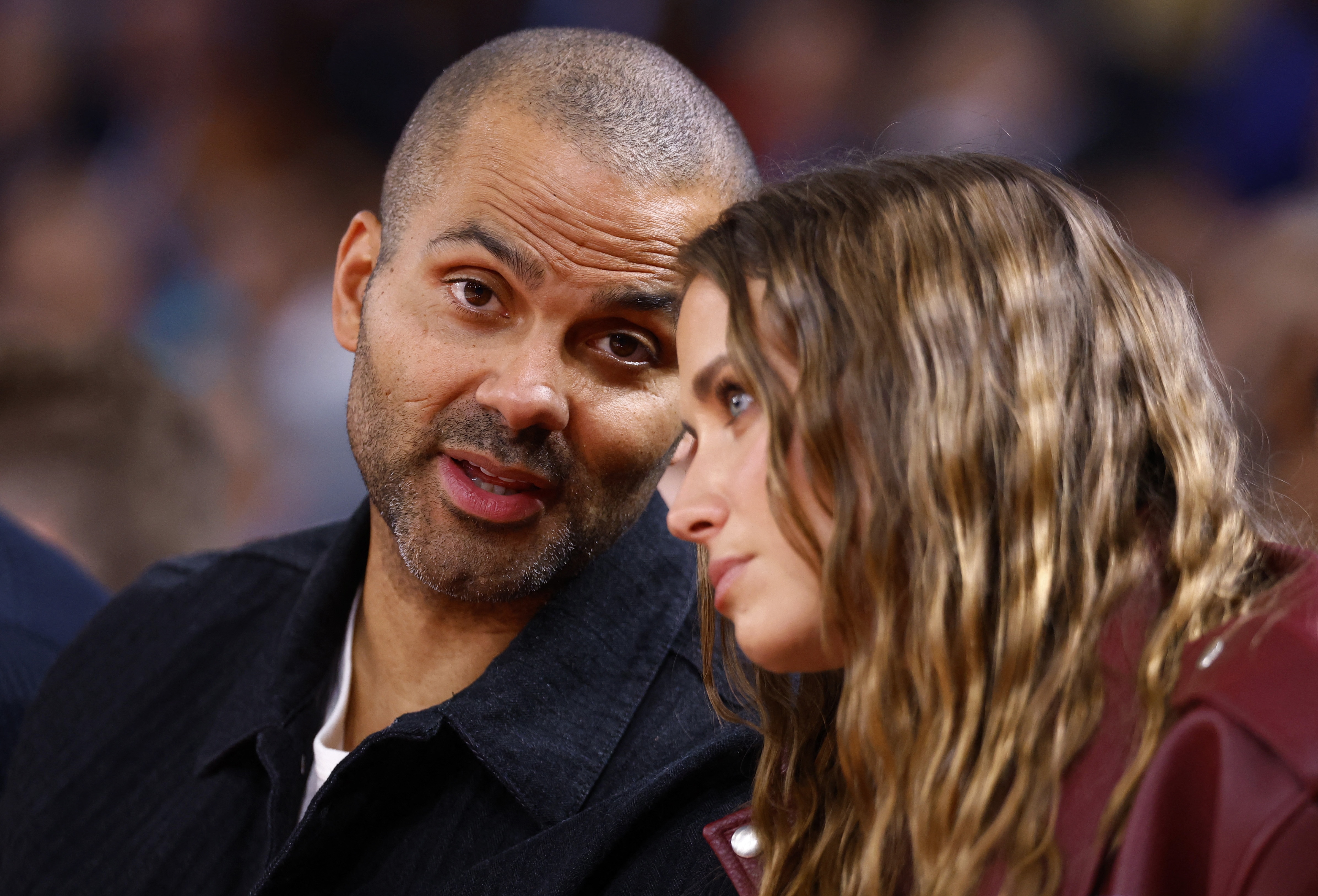 乐鱼官网-霍里评控卫:库里欧文优于帕克,组队首选前两者而非后者