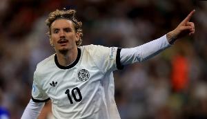 踢球者:斯图加特干得漂亮!顶住压力把沃尔特马德卖出了9000万!