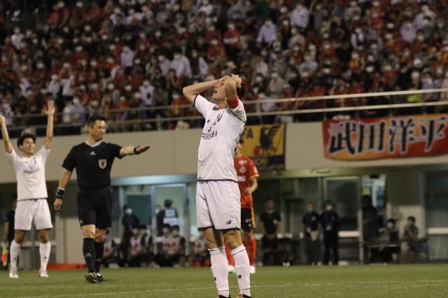 乐鱼官网-日本大学生居然这么强？天皇杯只输联赛第二名1球