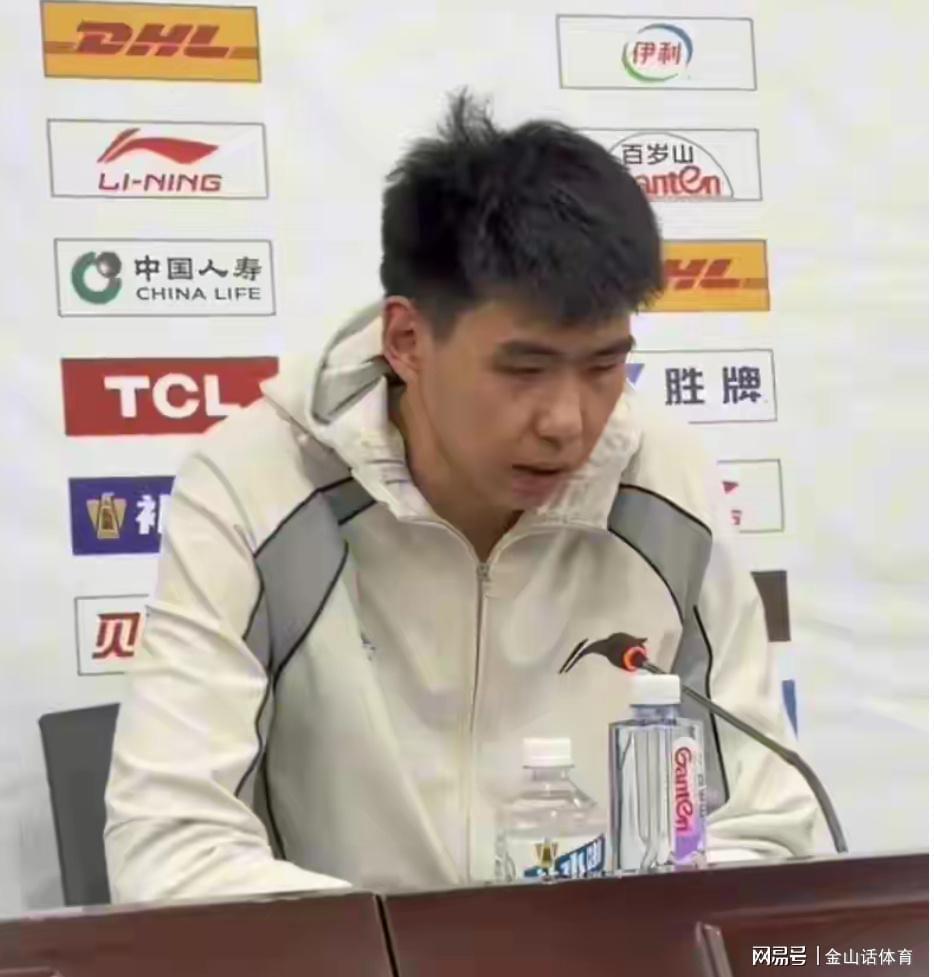 乐鱼官网-牛逼！10中9砍24分14板2帽，被广东弃用之人又爆发，网友:真争气